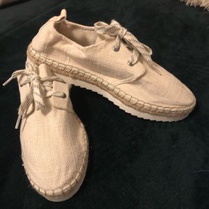 Universal Threads Shoes